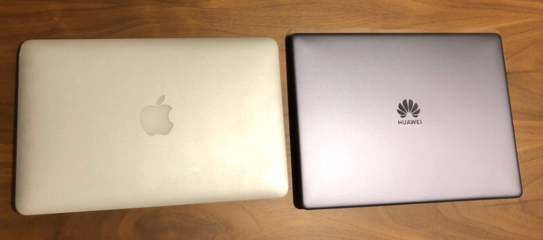 MacBook Airの13インチとMatebook13を比較